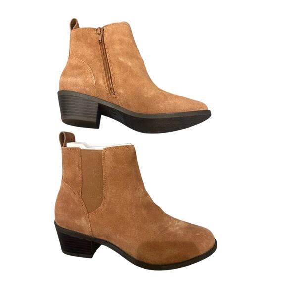 Vionic Suede Brown Booties 7 Wide - Picture 2 of 8